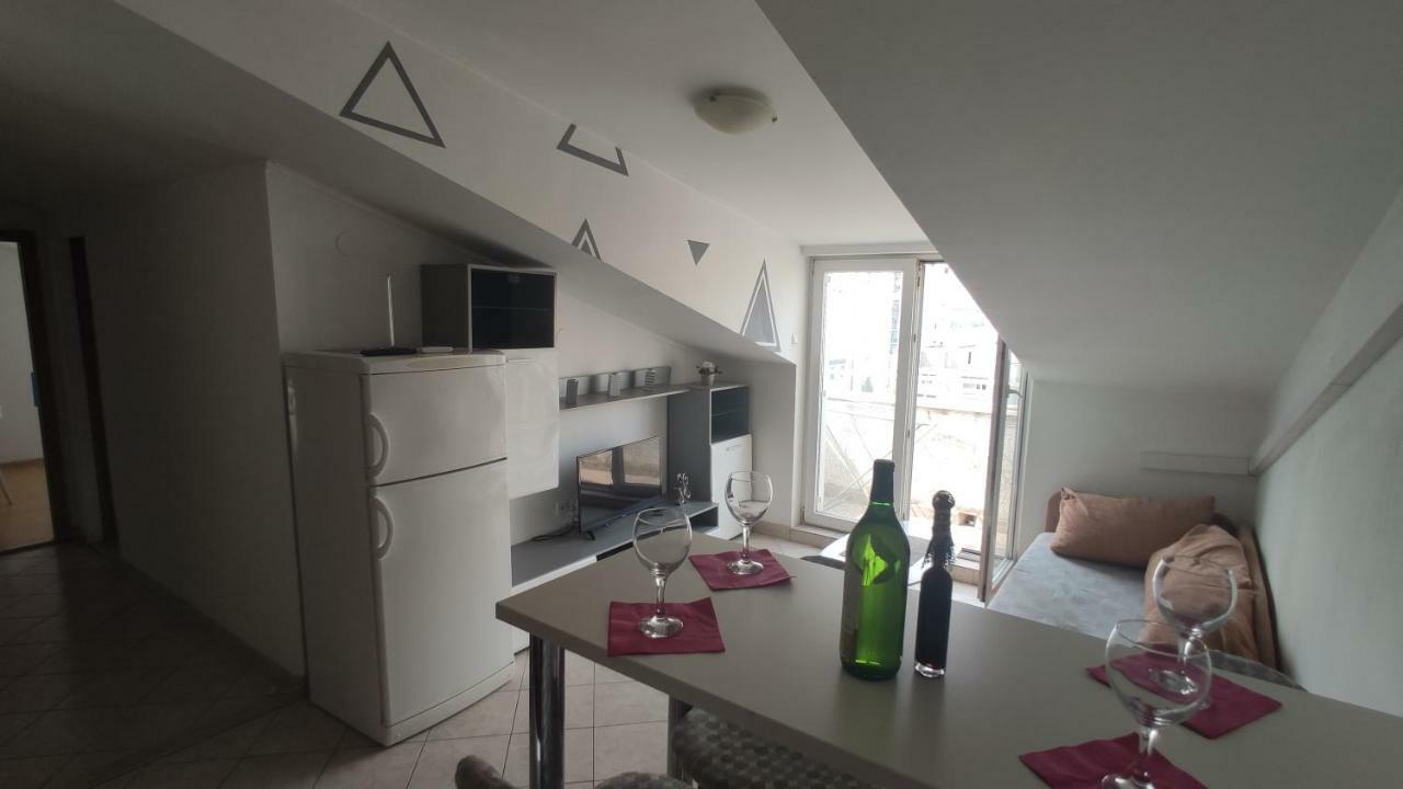 Small Northside Apartment Split Dış mekan fotoğraf