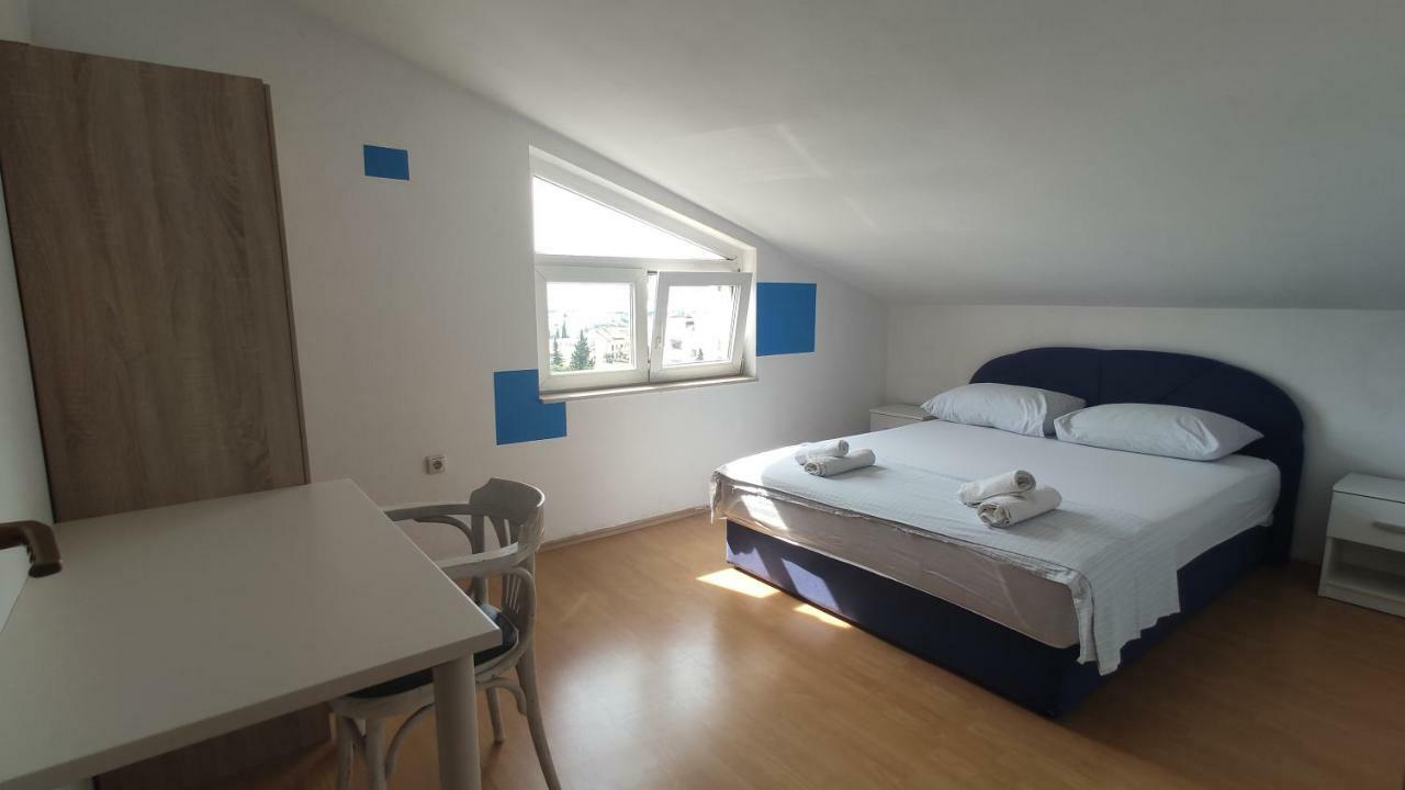 Small Northside Apartment Split Dış mekan fotoğraf
